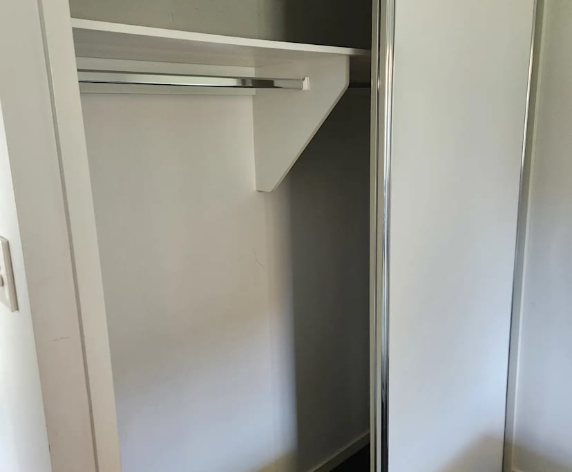 $270, Share-house, 4 bathrooms, Beachmere QLD 4510