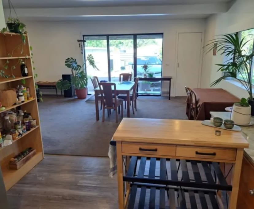 Granny Flat for Rent in Grovedale, Geelong 310, U...