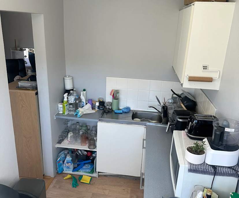 Furnished room studio flat for rent