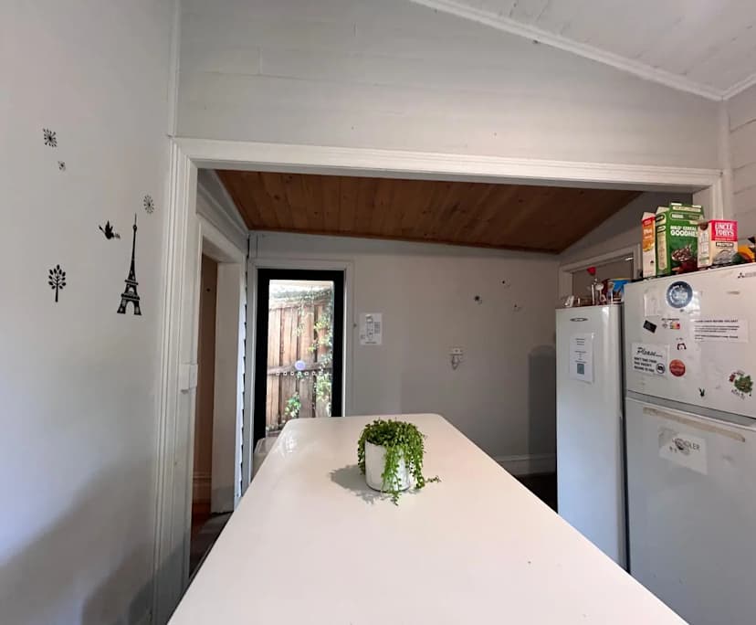 $170, Share-house, 3 bathrooms, Flemington VIC 3031