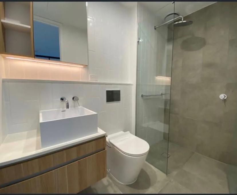 Room with ensuite in a flatshare