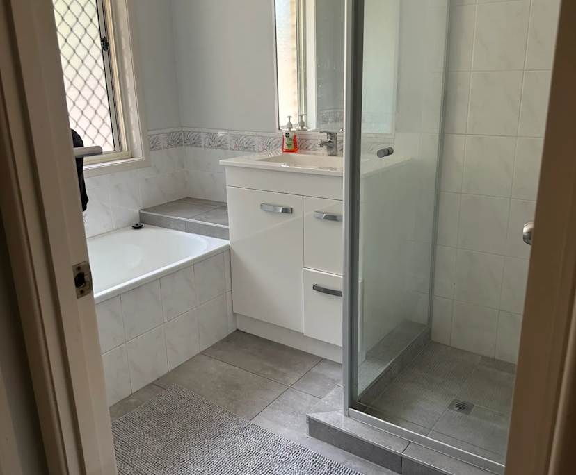 Unfurnished room in a share house