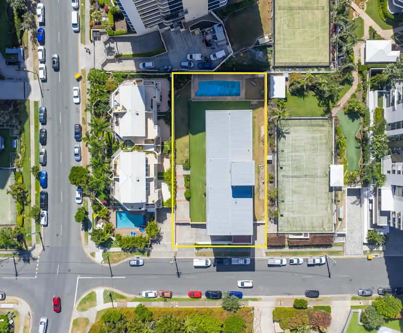 Whole property with 2 rooms for rent