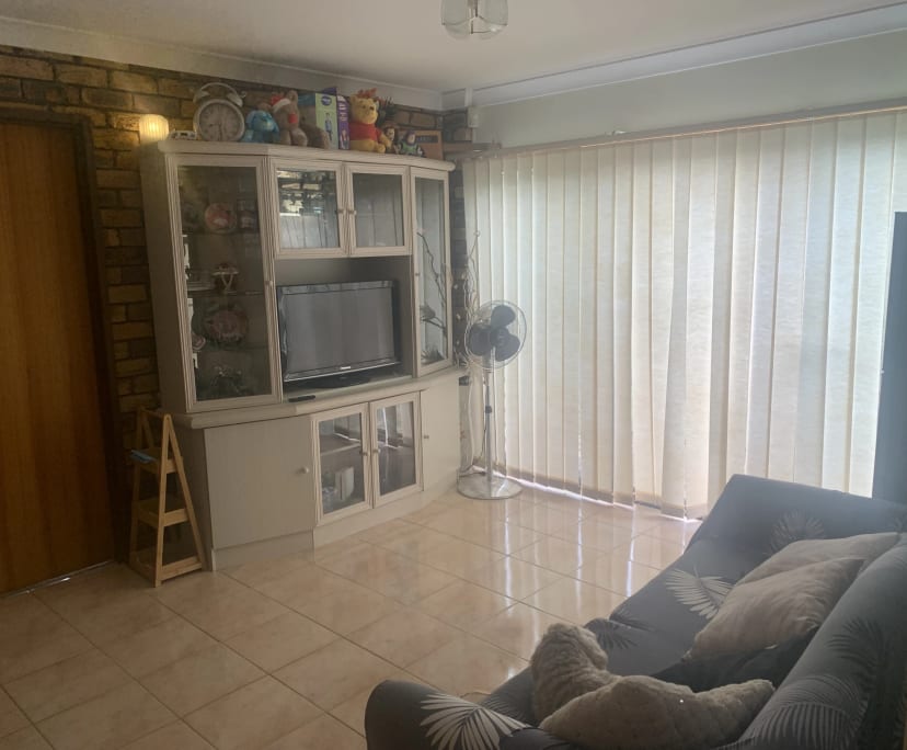 $340, Share-house, 3 bathrooms, Banora Point NSW 2486