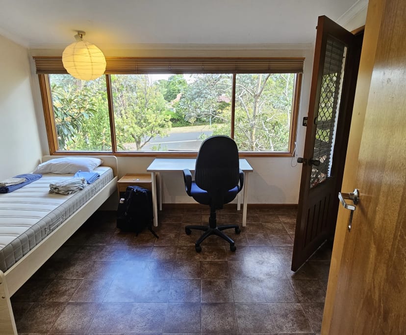 Furnished room in a share house