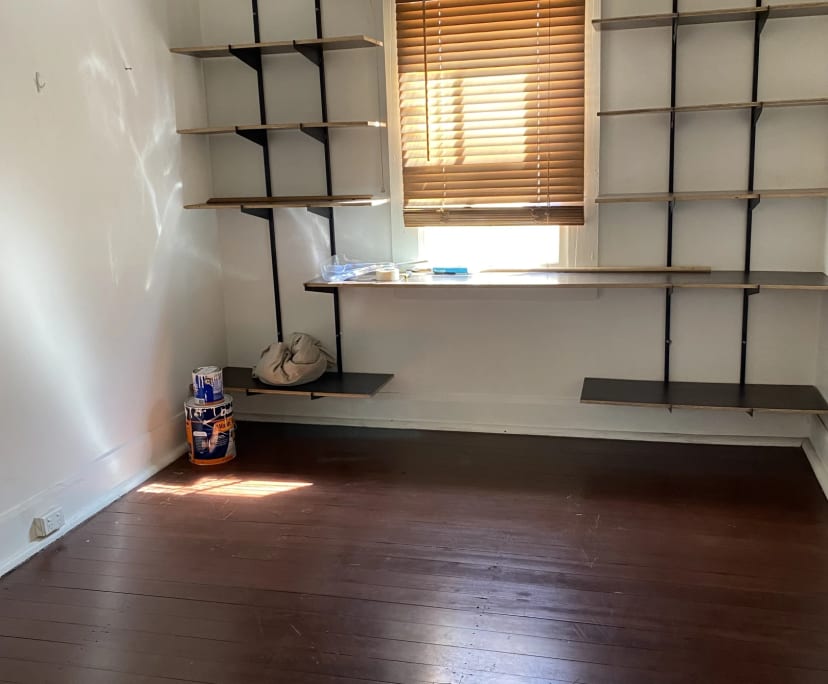 Unfurnished room in a share house