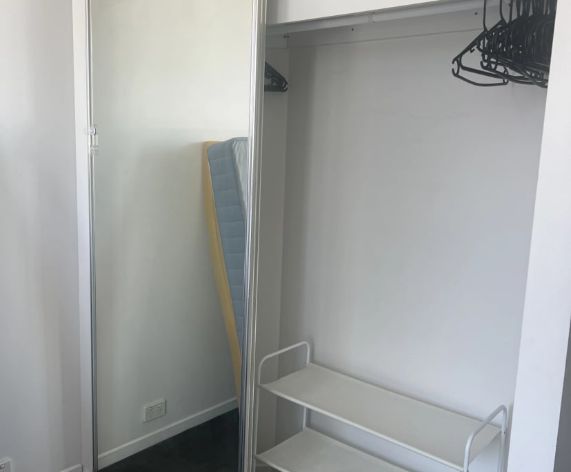 $430, Flatshare, 2 bathrooms, Docklands VIC 3008
