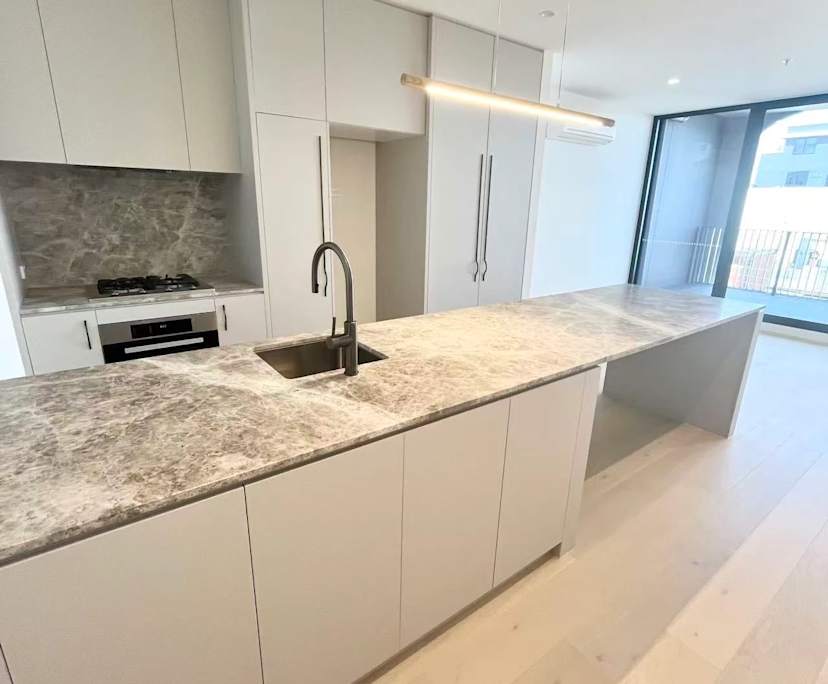 $570, 1-bed, 1 bathroom, Murrumbeena VIC 3163