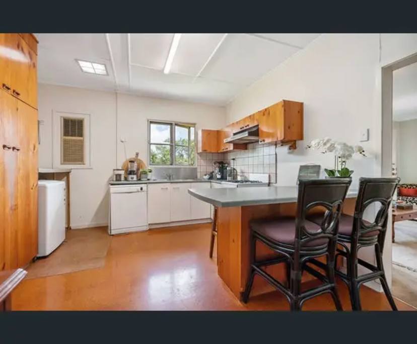 $265, Share-house, 3 bathrooms, Coorparoo QLD 4151