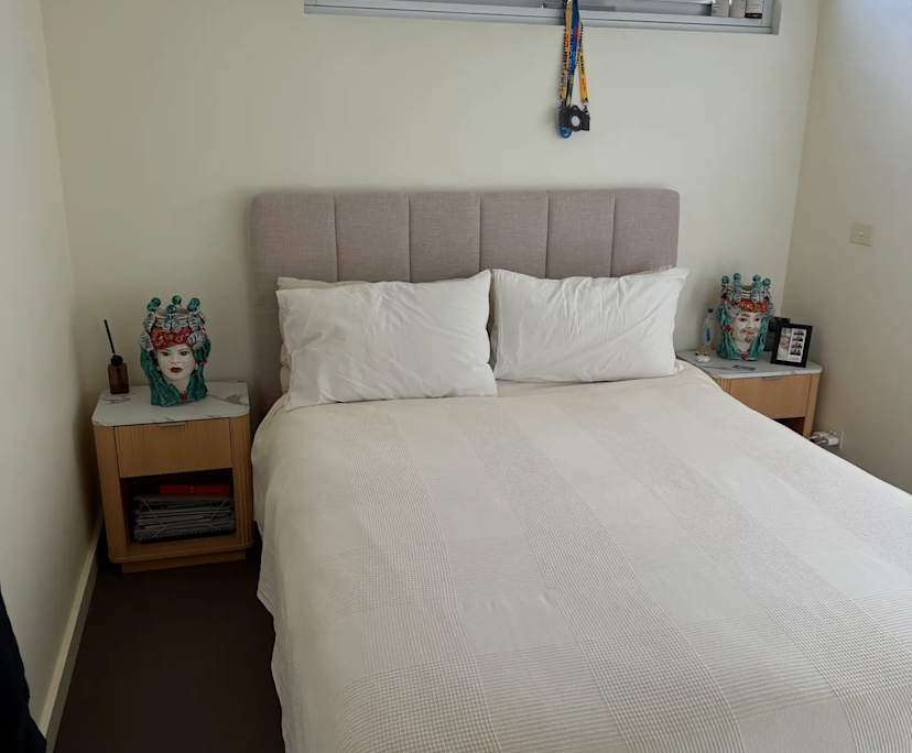 Furnished room in a flatshare