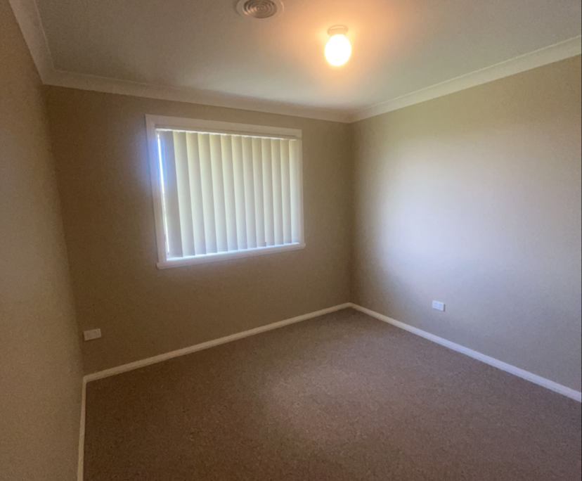 Unfurnished room with own bathroom