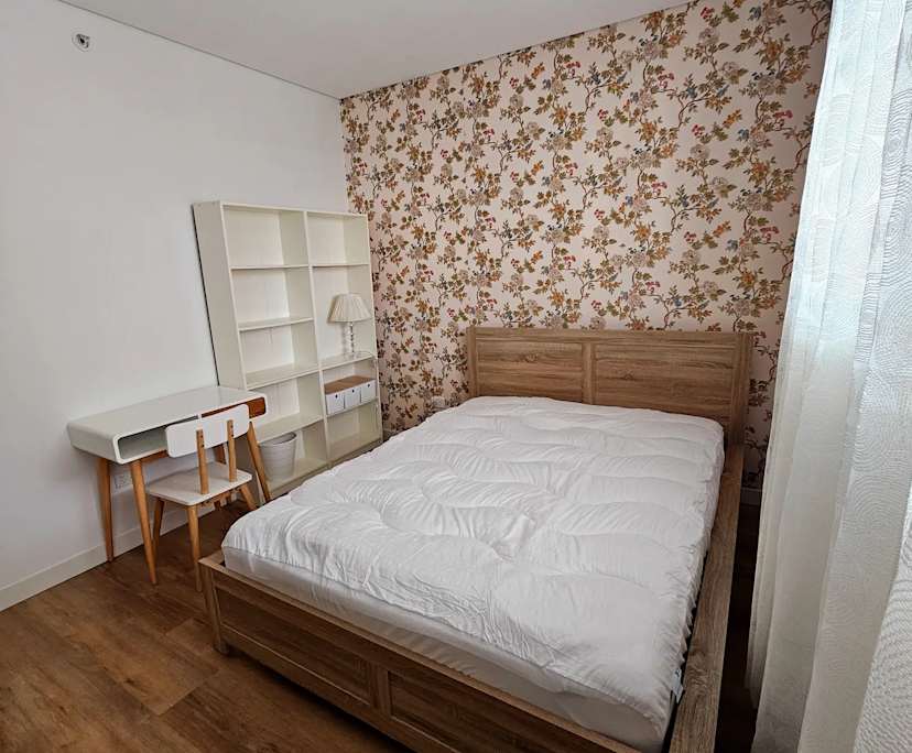 Furnished room with own bathroom