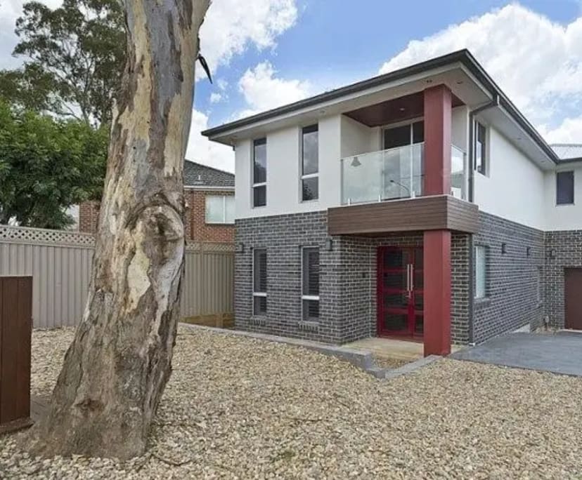 propertyImage