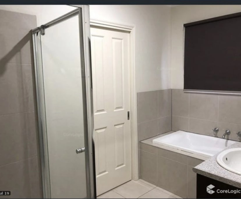 $240, Share-house, 4 bathrooms, Tarneit VIC 3029