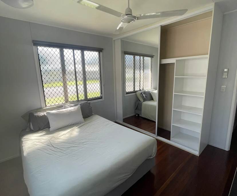 Furnished room in a share house