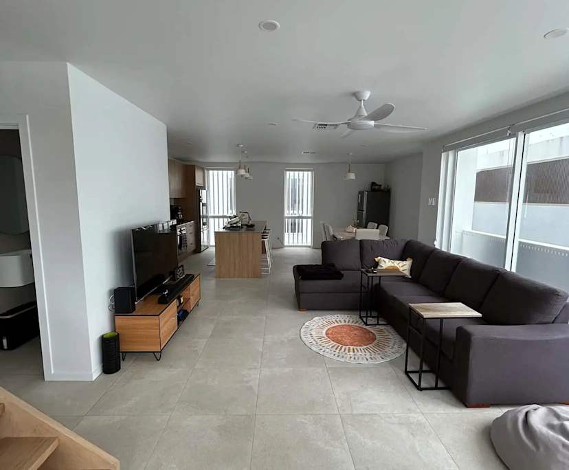 $540, Flatshare, 4 bathrooms, Palm Beach QLD 4221