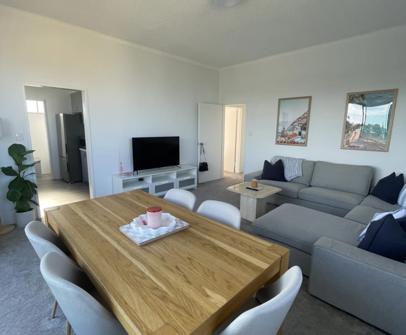 Whole property with 2 rooms for rent