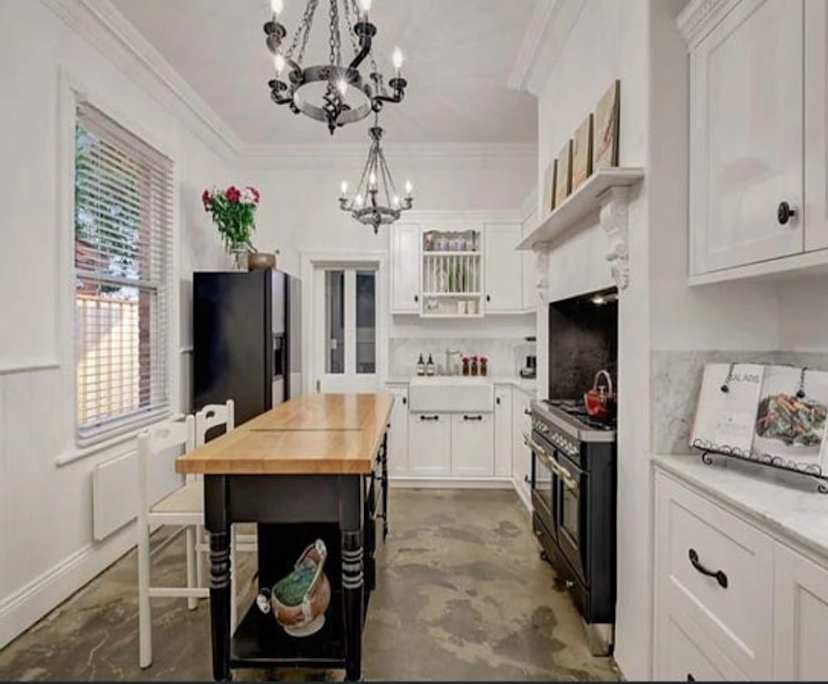 $327, Share-house, 3 bathrooms, Clifton Hill VIC 3068