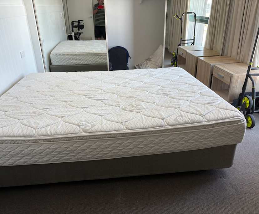 Furnished room with own bathroom