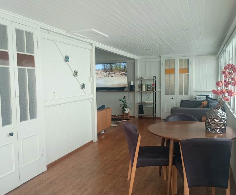 $300, Share-house, 3 bathrooms, Bungalow QLD 4870