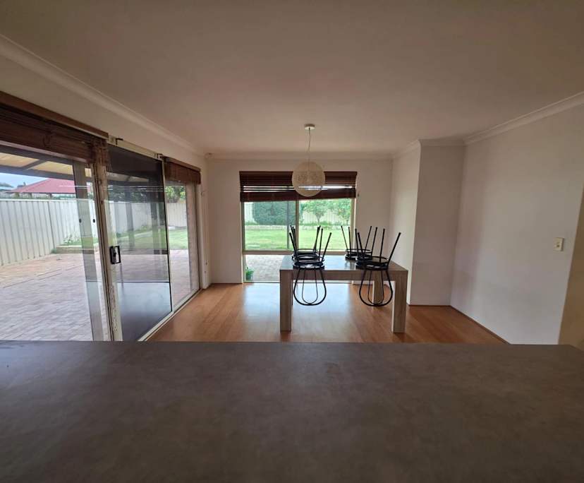 $1,000, Whole-property, 4 bathrooms, Forrestfield WA 6058