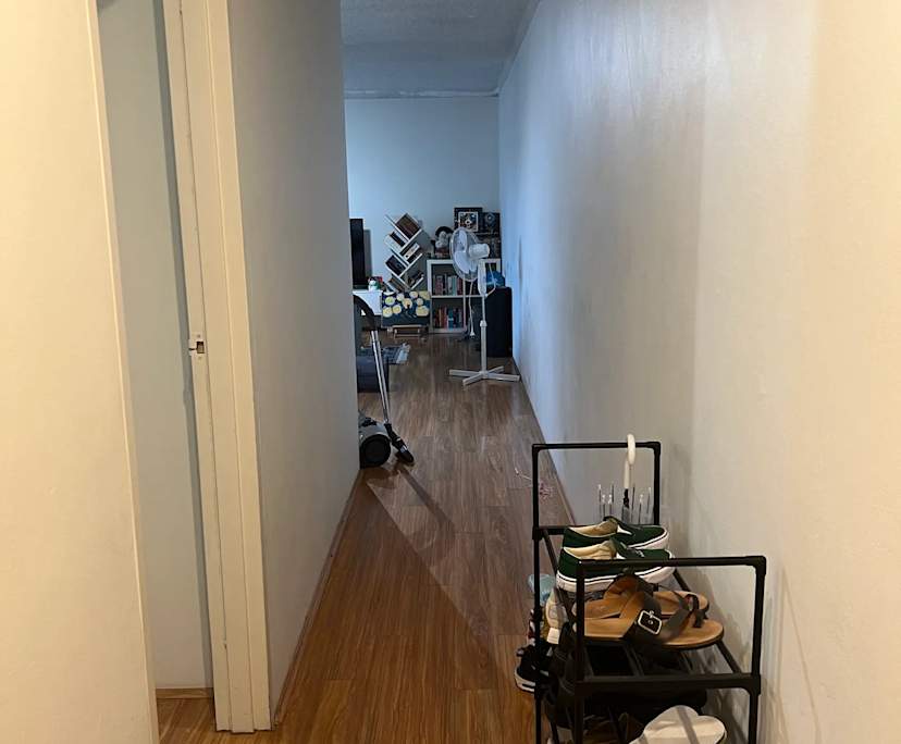 Furnished room in a flatshare