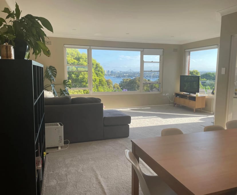 Unfurnished room in a flatshare