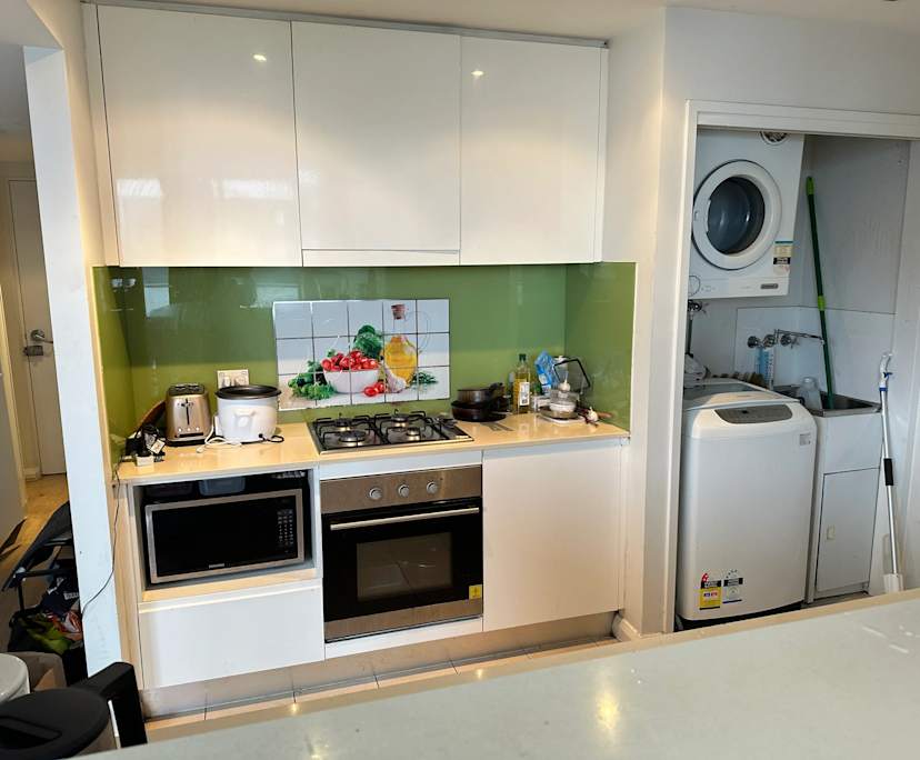 $290, Flatshare, 3 bathrooms, Haymarket NSW 2000