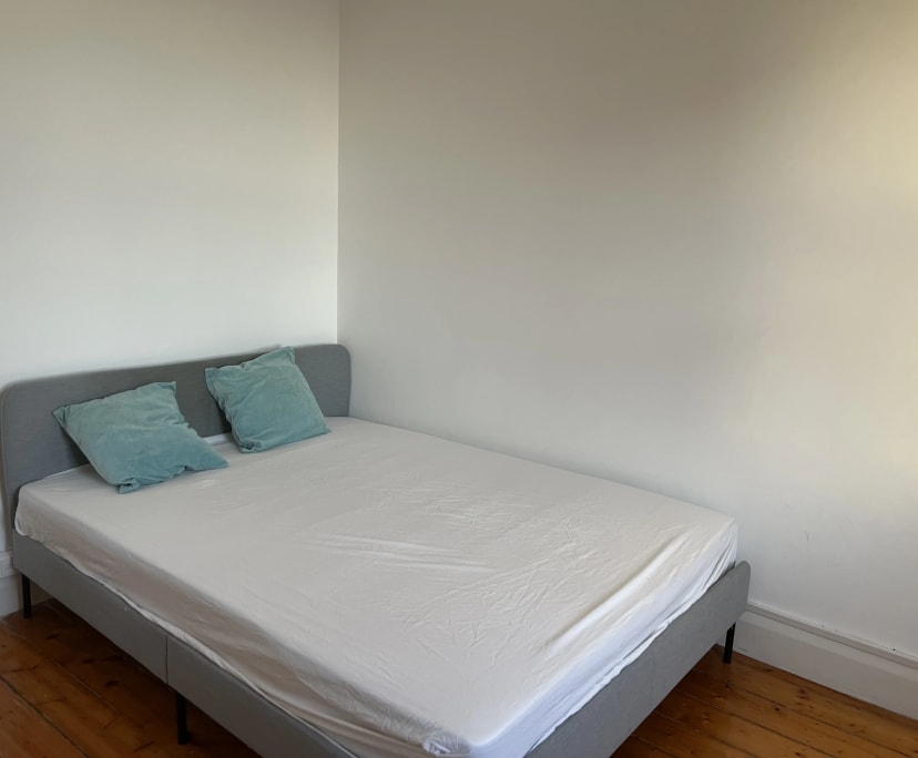 $580, Whole-property, 2 bathrooms, Kew VIC 3101