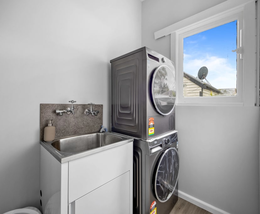 $250, Share-house, 3 bathrooms, Brown Hill VIC 3350