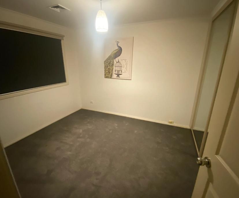 Unfurnished room with own bathroom
