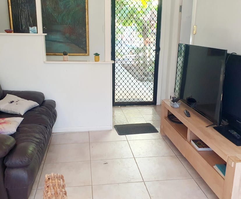 $280, Share-house, 4 bathrooms, Machans Beach QLD 4878