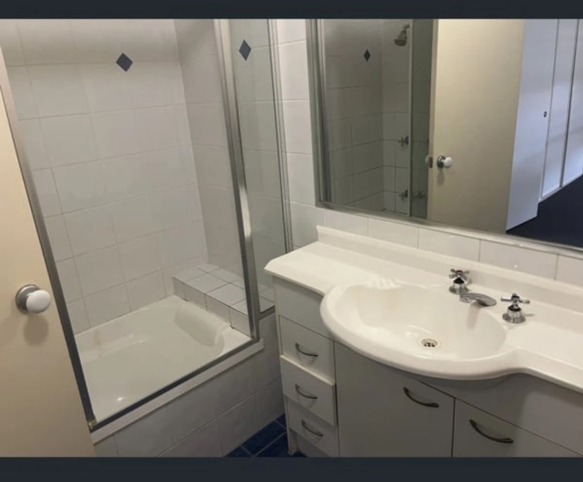 Unfurnished room with own bathroom