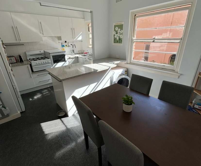 Unfurnished room in a flatshare
