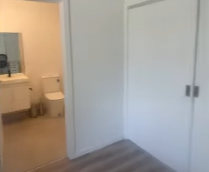 Furnished room with own bathroom