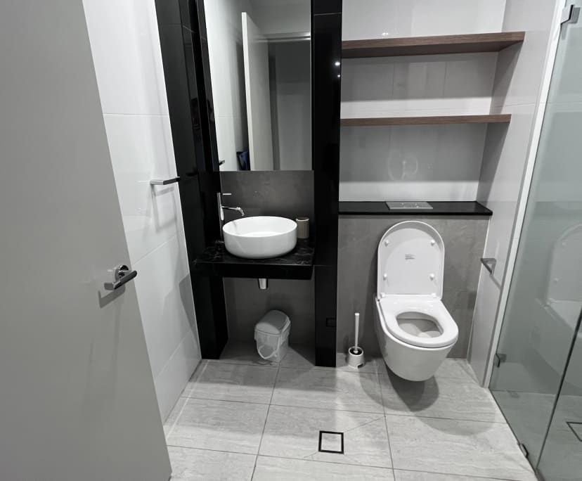 Furnished room with own bathroom