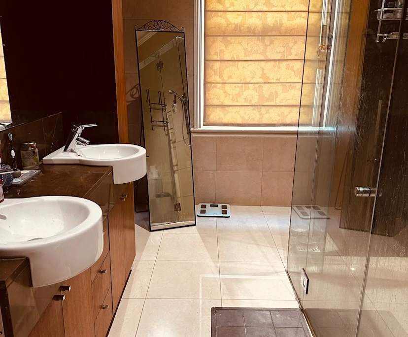 Unfurnished room in a share house