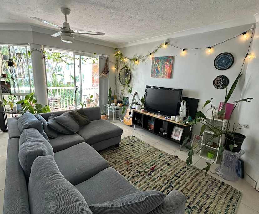 Furnished room in a flatshare