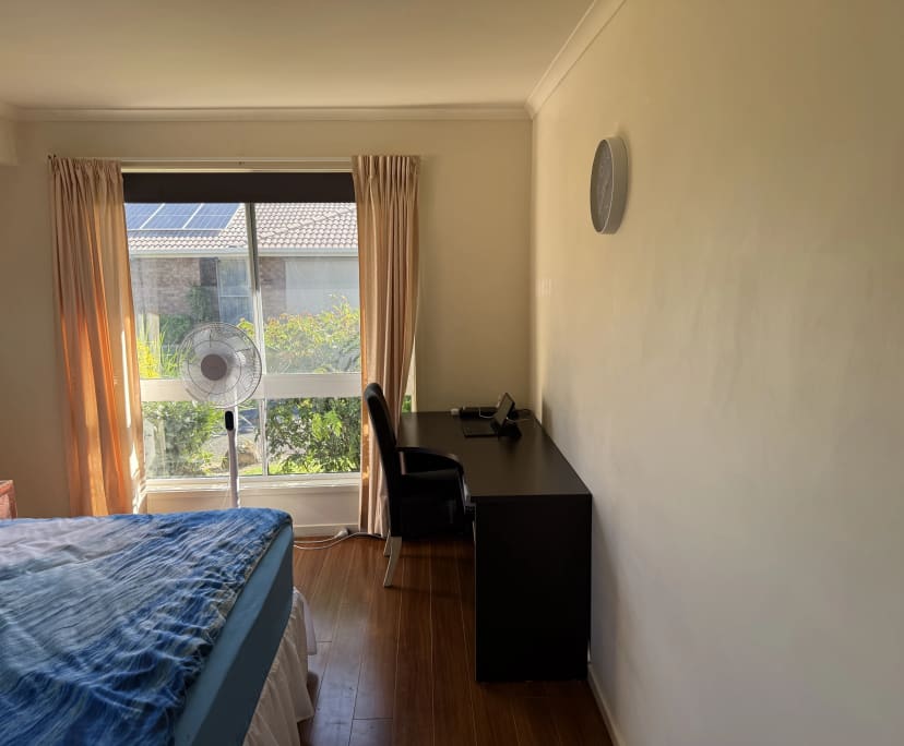 Room in a share house