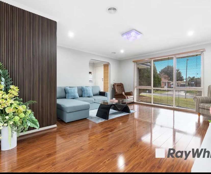 Unfurnished room in a share house