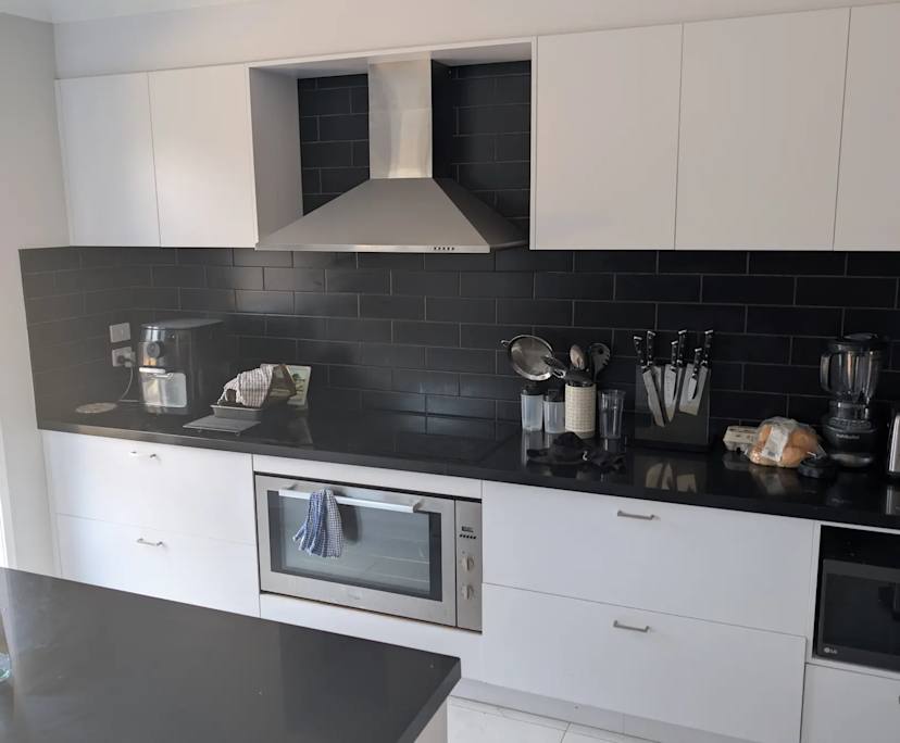 Room in a share house