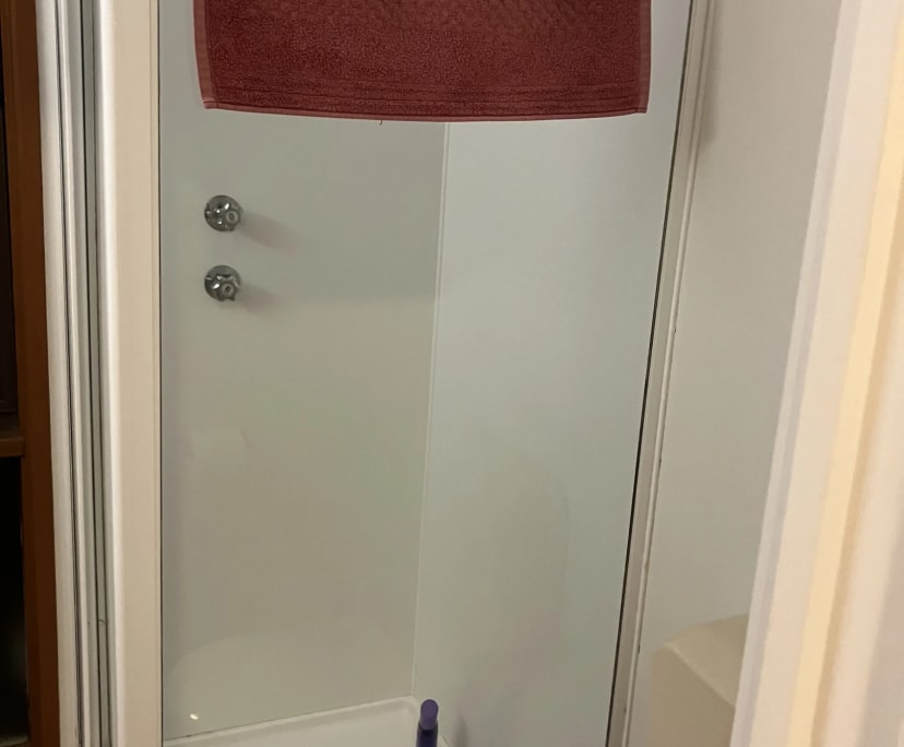 $350, Homestay, 4 bathrooms, Kaleen ACT 2617