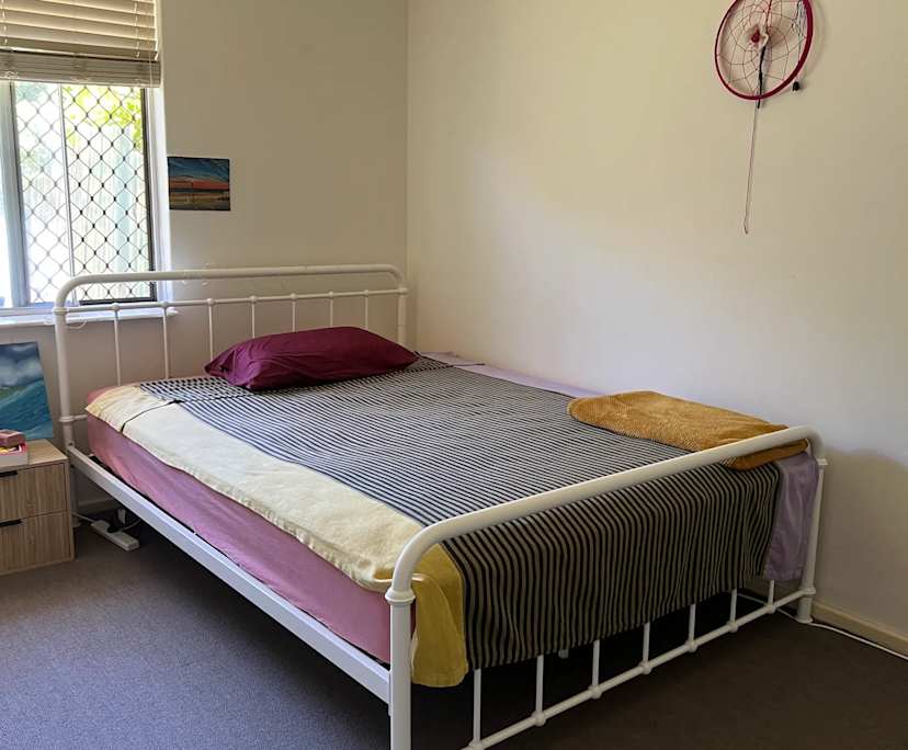 $350, Share-house, 2 bathrooms, Kallaroo WA 6025