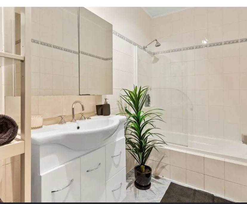 $550, Whole-property, 2 bathrooms, Kingston Park SA 5049