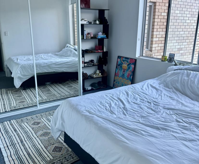 Furnished room in a flatshare
