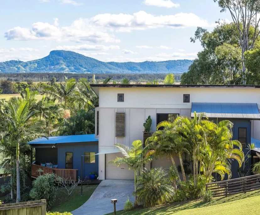 Room in a share house