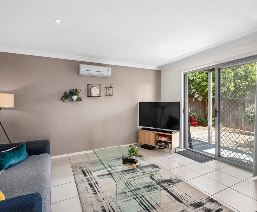 Room for Rent in Oxley, Brisbane 250, Flexible wi...