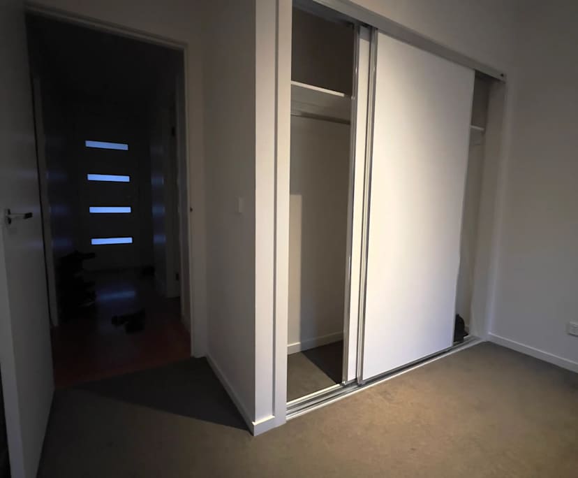 $240, Share-house, 2 bathrooms, Fairfield VIC 3078