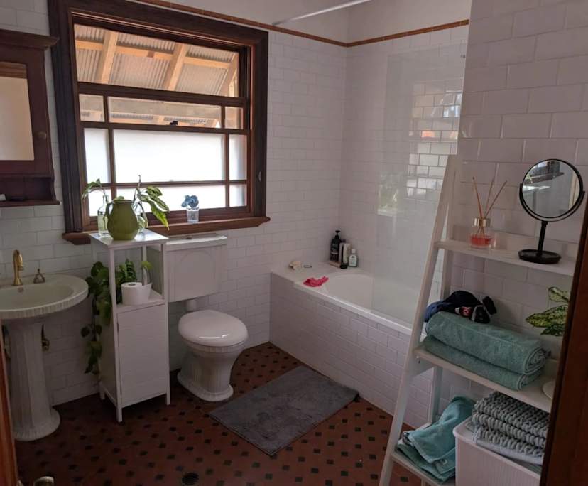$320, Share-house, 5 bathrooms, Croydon NSW 2132