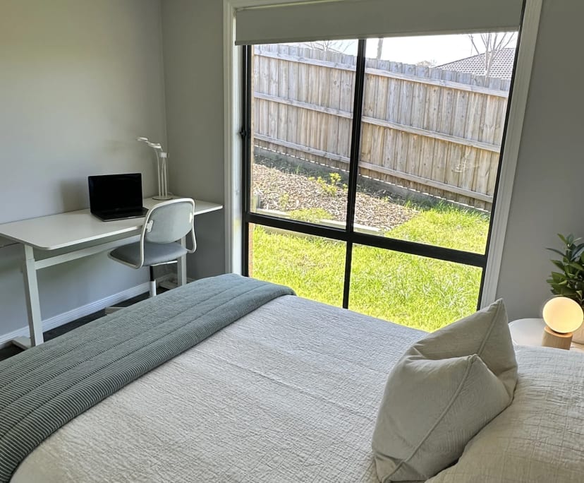 $300, Share-house, 4 bathrooms, Drouin VIC 3818